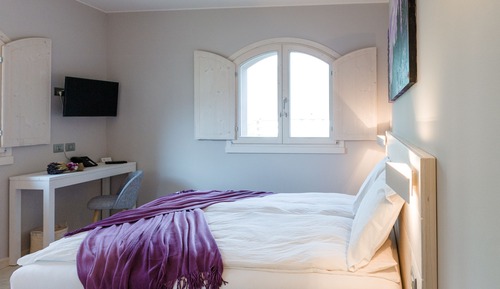 Double or Twin Room, Mountain View (La Lilla)