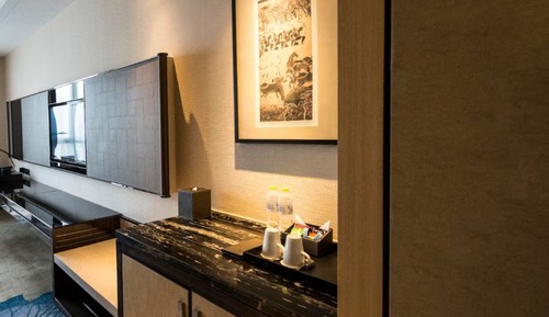 Grand Deluxe King Room