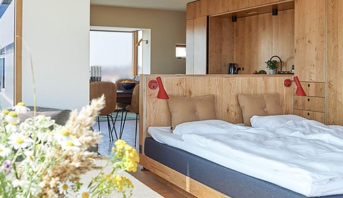 Deluxe Hotel Suite 50 m2 - Middle floor