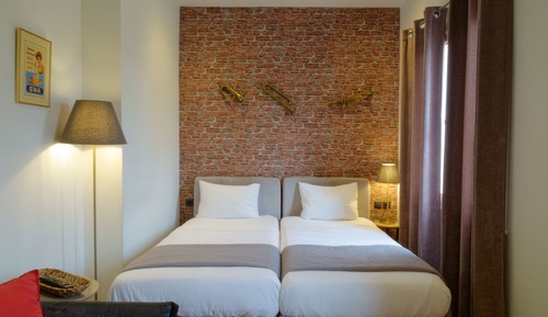 Superior Suite, City View