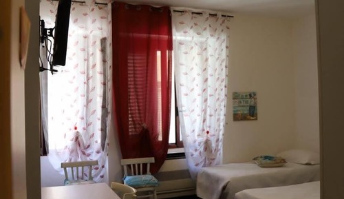 Superior Quadruple Room, Kitchenette