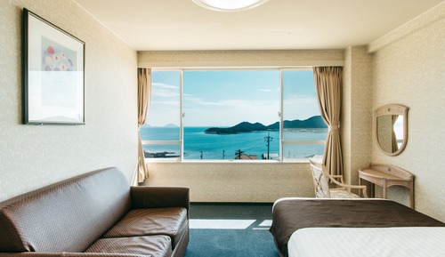 Semi Double Room (With bath) Non Smoking