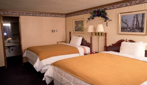 Double Room, 2 Queen Beds, Non Smoking