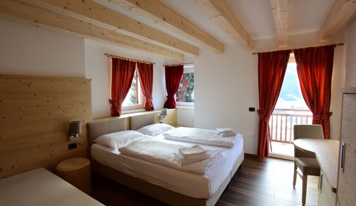 Superior Apartment, 1 Bedroom, Balcony, Valley View