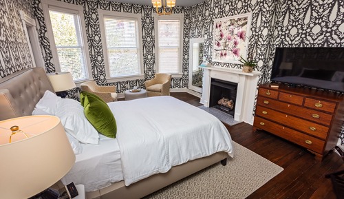 Magnolia Suite