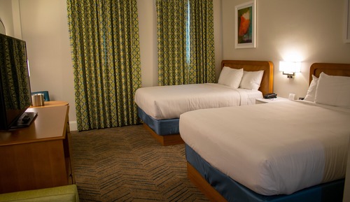 Deluxe Room, 2 Queen Beds, Patio, Beach View (Deluxe Double Queen with Patio, Showe)