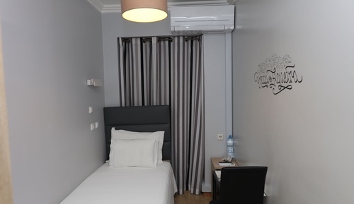 Single Room, Shared Bathroom