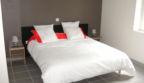 Double Room, Accessible (Beige)