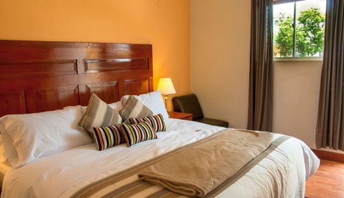 Deluxe Double Room, 1 King Bed, Garden View