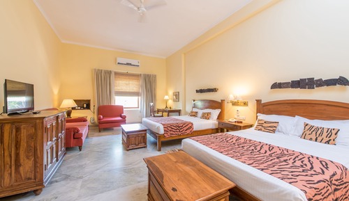 Standard Suite, 1 Large Twin Bed, Non Smoking