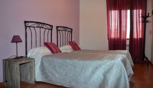 Twin Room, Private Bathroom