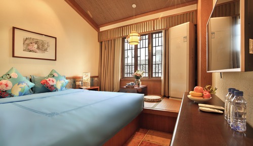 Family Triple Room, Multiple Beds, Non Smoking, Courtyard View