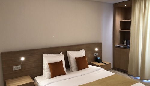 Comfort Single Room, City View