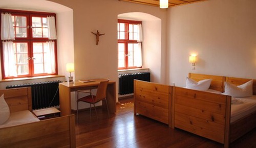 Triple Room, Shared Bathroom