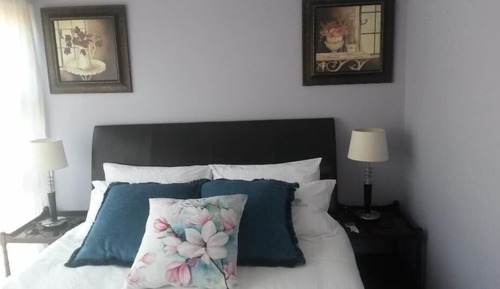 Standard Room, 1 Queen Bed