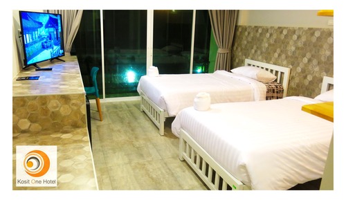 Superior Twin Room with Balcony