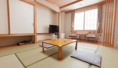 Japanese Style Room, 10 Tatami-mats (for 4 Persons)