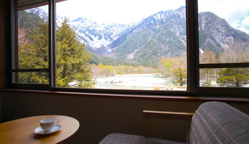 Hotaka Twin Mountain & River View