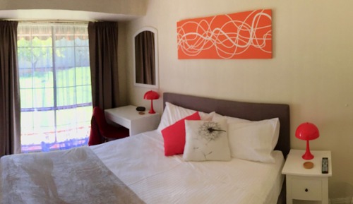 Double Room, 1 Queen Bed, Shared Bathroom