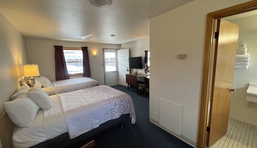 Double Room, 2 Double Beds, Non Smoking, Bathtub