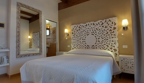 Classic Double Room, Partial Sea View, Tower