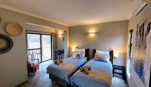 Zebra Suite (with outdoor shower)