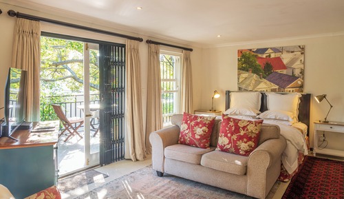 Mountainview room with large patio 