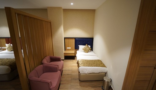 Classic Twin Room, Balcony, Garden View