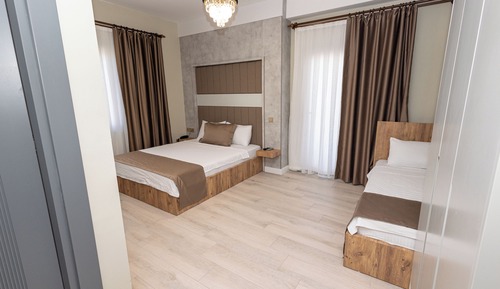 Standard Triple Room, Balcony