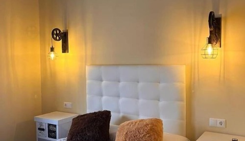 Standard House, Mountain View