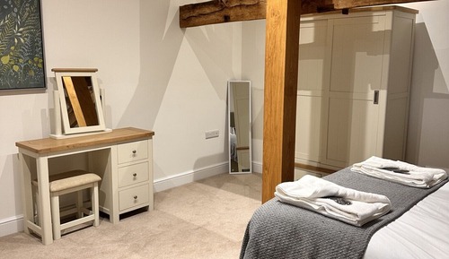 Bridle - Luxury, Pet Friendly House with Hot Tub