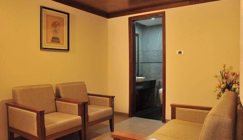 Royal Studio Suite