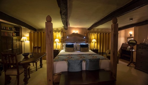 Honeymoon Suite (Four Poster)