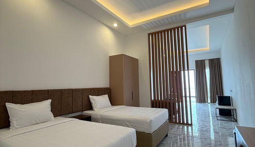 Junior Studio Suite, Balcony, Mountain View
