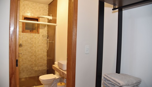 Superior Suite, Lake View