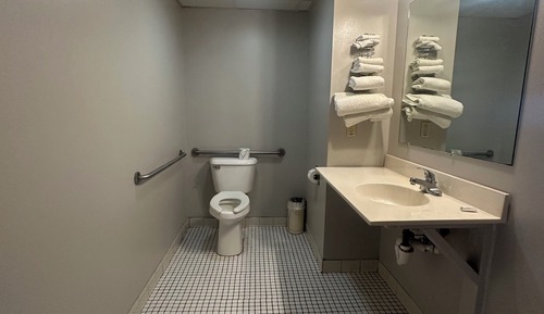 Single Room, 2 Queen Beds