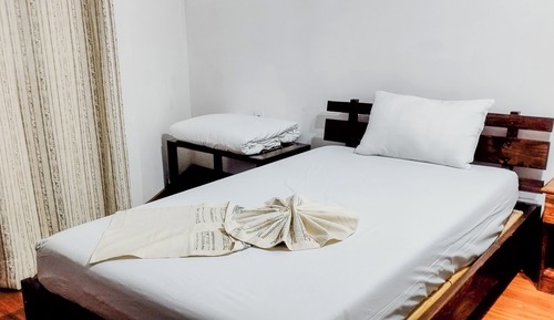 Single Room, City View