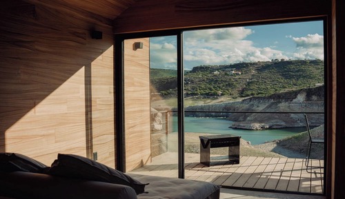 Classic Cabin, Balcony, Lake View