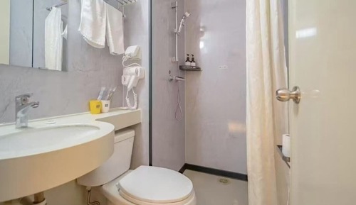 Family Single Room