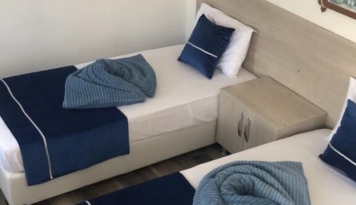 Standard Double Room, Garden View