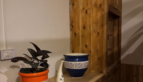 Luxury Shared Dormitory, Men only