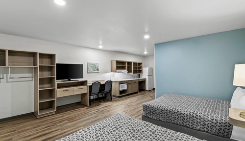 Suite, 2 Queen Beds, Accessible, Non Smoking