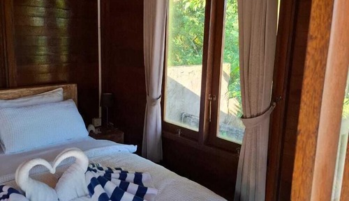 Standard Villa, 1 Queen Bed, Pool View