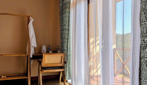 Deluxe Double Room, Balcony, Mountain View