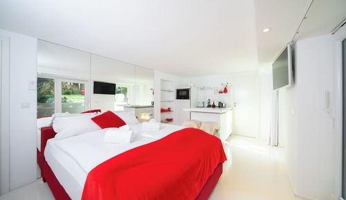 Comfort Apartment, Kitchen, Garden View