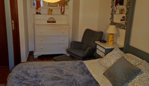 Comfort Room, Hill View