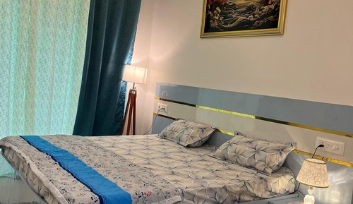 Luxury Suite, City View