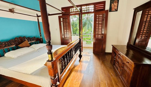 Luxury Villa, Smoking, Garden View