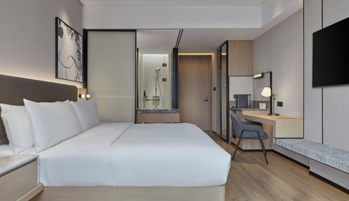 Standard King Room
