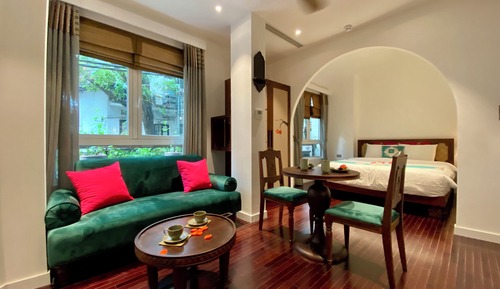 Family Apartment, City View